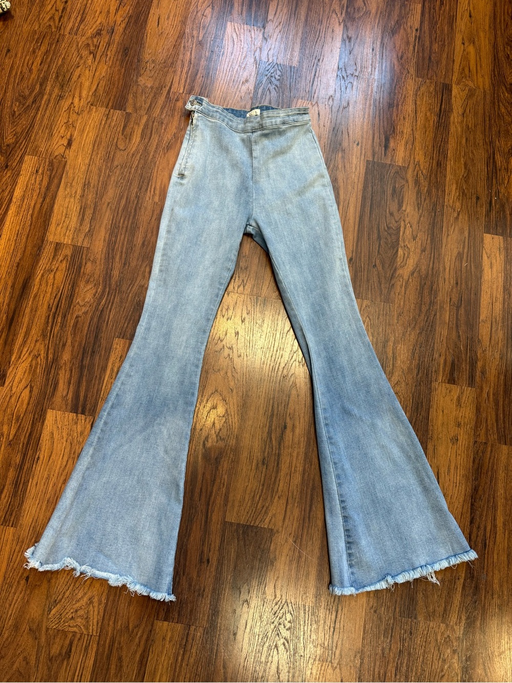 POL Light Blue Flared Jeans with Raw Hem 23 waist and 29.5 inseam